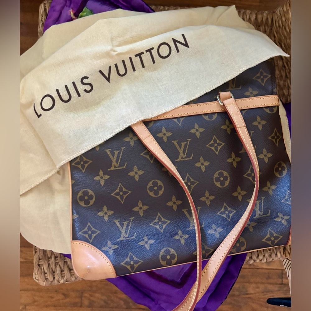 Authentic Louis Vuitton Vintage Coussin Shoulder Bag GM Brown Canvas Monogram - Picture 9 of 12